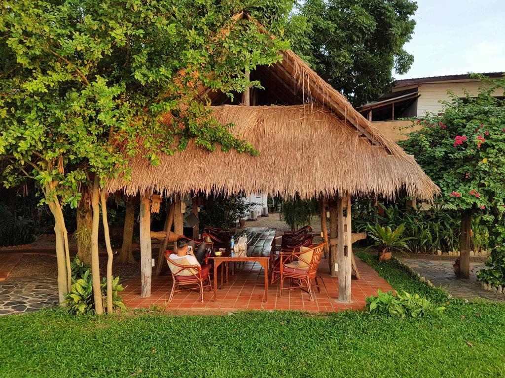 Mut Mee Garden Guest House Нонгкхай Екстер'єр фото