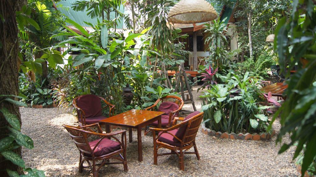 Mut Mee Garden Guest House Нонгкхай Екстер'єр фото